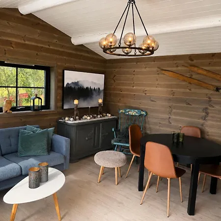 Modern Cozy Near Langsua National Park Semesterbostad Heggenes