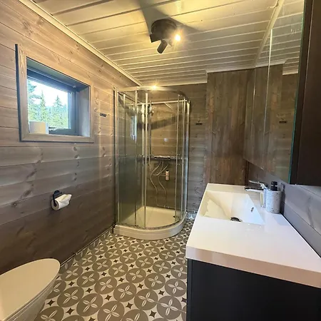 Modern Cozy Near Langsua National Park *