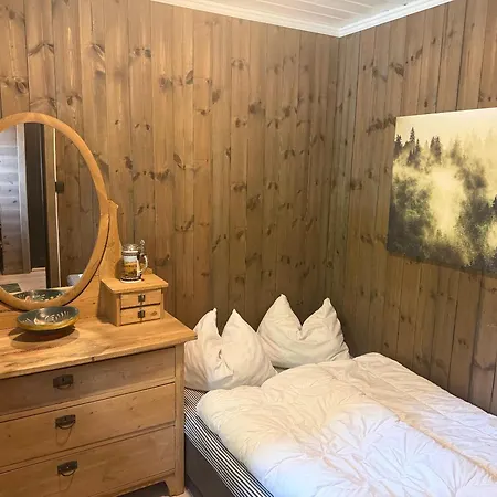 Modern Cozy Near Langsua National Park *