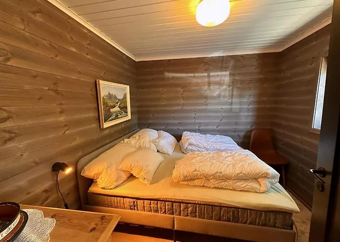 Modern Cozy Near Langsua National Park *