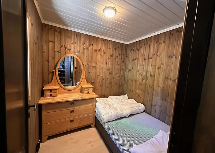 Modern Cozy Near Langsua National Park * Heggenes